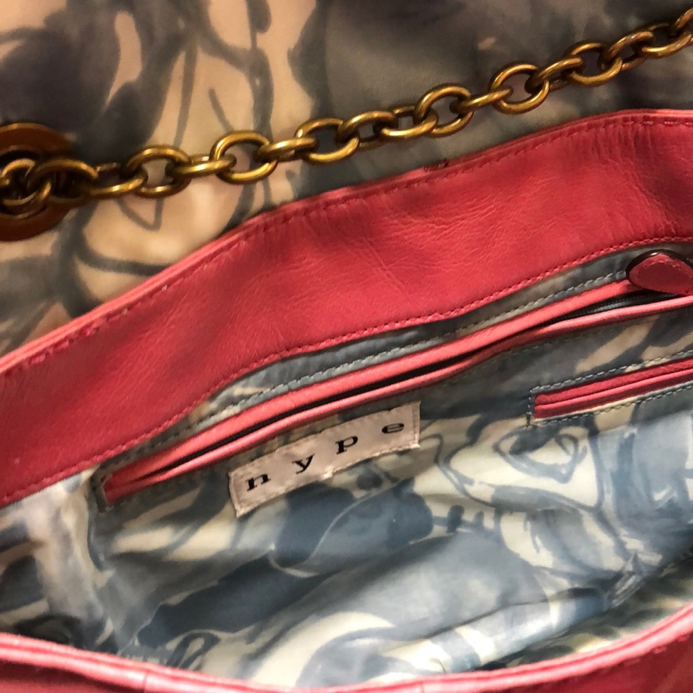 Hype Purse - Picture 7 of 7